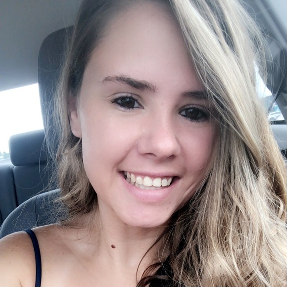carlyjeanx3